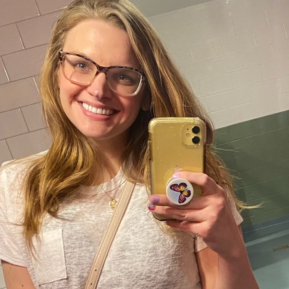 Meet your Posher, Katie - Picture 4 of 9